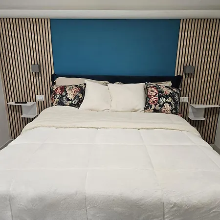 Mergellina Luxury Rooms-2